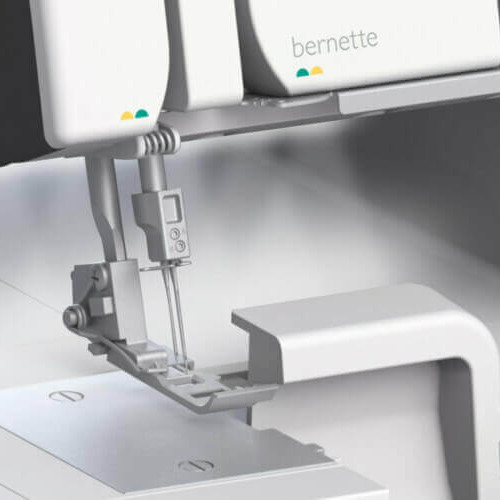 bernette-64-feature-5-LEDs-in-sewing-area